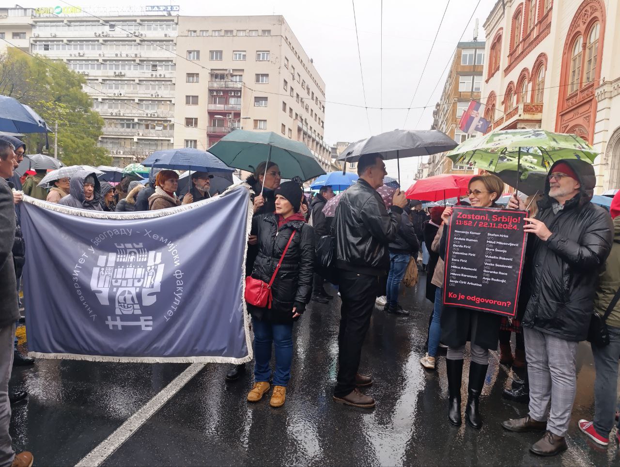Foto: građani u protestu