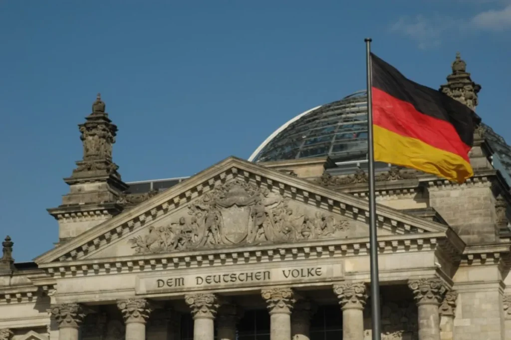 The Bundestag; Photo:   Herman / Flickr