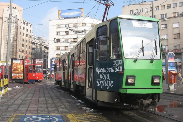 Tramvaj na ulici, Beograd