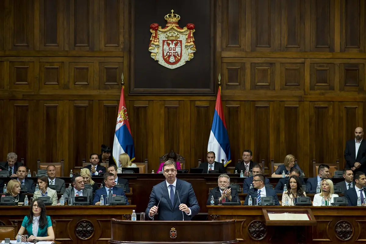aleksandar vučić u skpštini