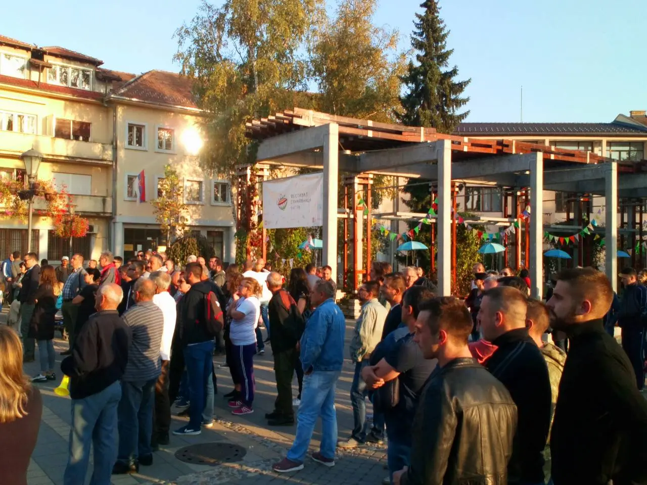 Protest u Požegi protiv pretvaranja šume u građevinsko zemljište