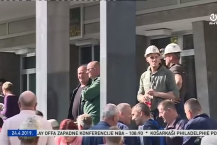 Radnici Banovića u štrajku: Rudari sretno!
