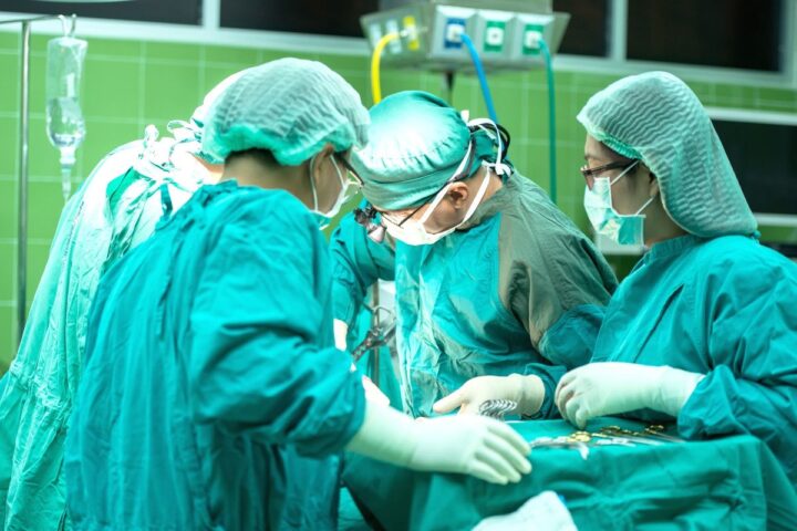 Šta sa specijalizacijom u medicini – kako se višak uspešno pretvara u manjak
