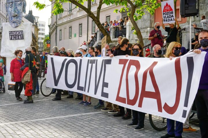 „Izbori odmah!": 40.000 ljudi na ulicama Ljubljane