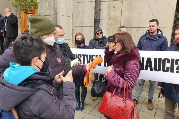 Protest Sindikata nauke ispred Vlade: „Samo solidarnost, to jedino što može da nas spasi“