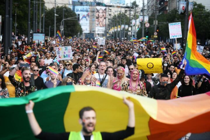 LGBTQ+ pravo na stanovanje