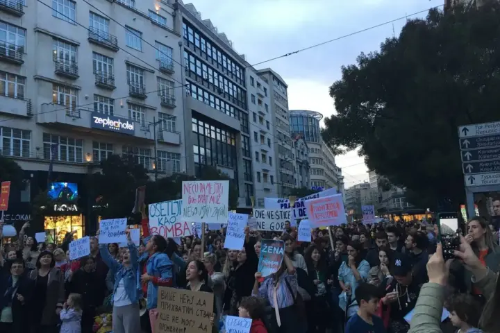 Protest ispred Informera