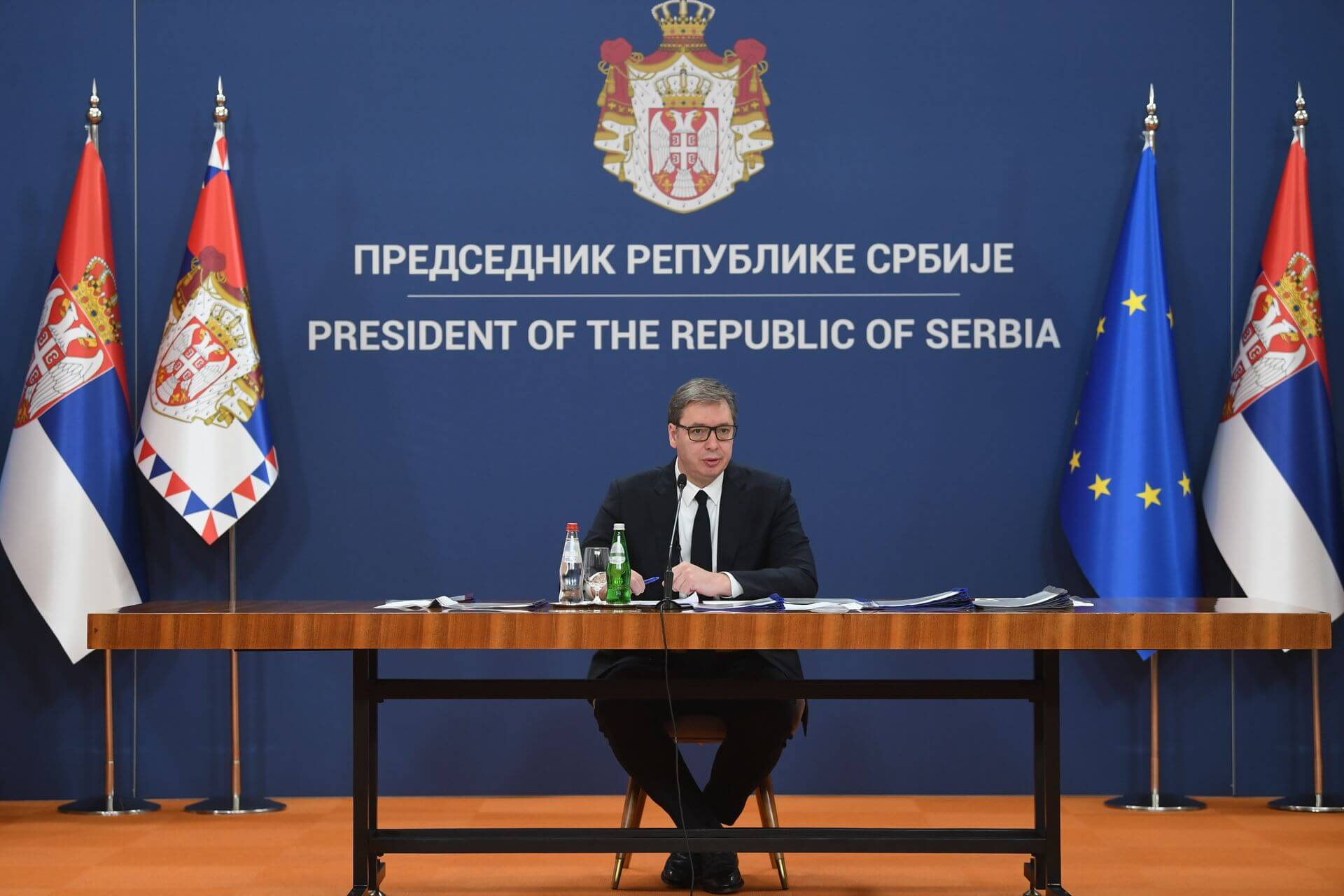 Vučić o „zvučnom topu“: Nismo pucali u njih, oni su neometano pucali u mene