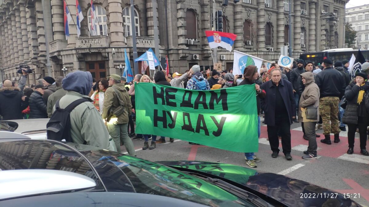 Protest SEOS ispred Vlade, 27. novembar 2022; Foto: Savski nasip / Facebook