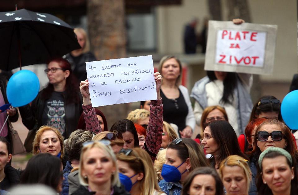 Protest radnica predškolskih ustanova 8. marta