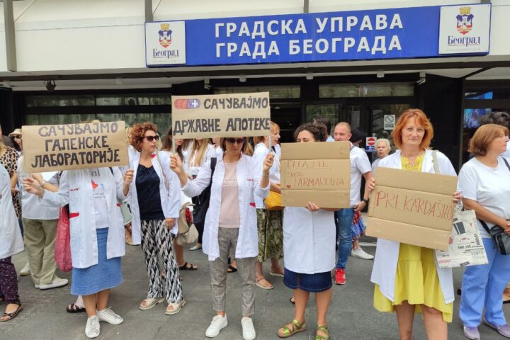 Protest radnica i radnika Apoteka Beograd; Foto: Ana Simić