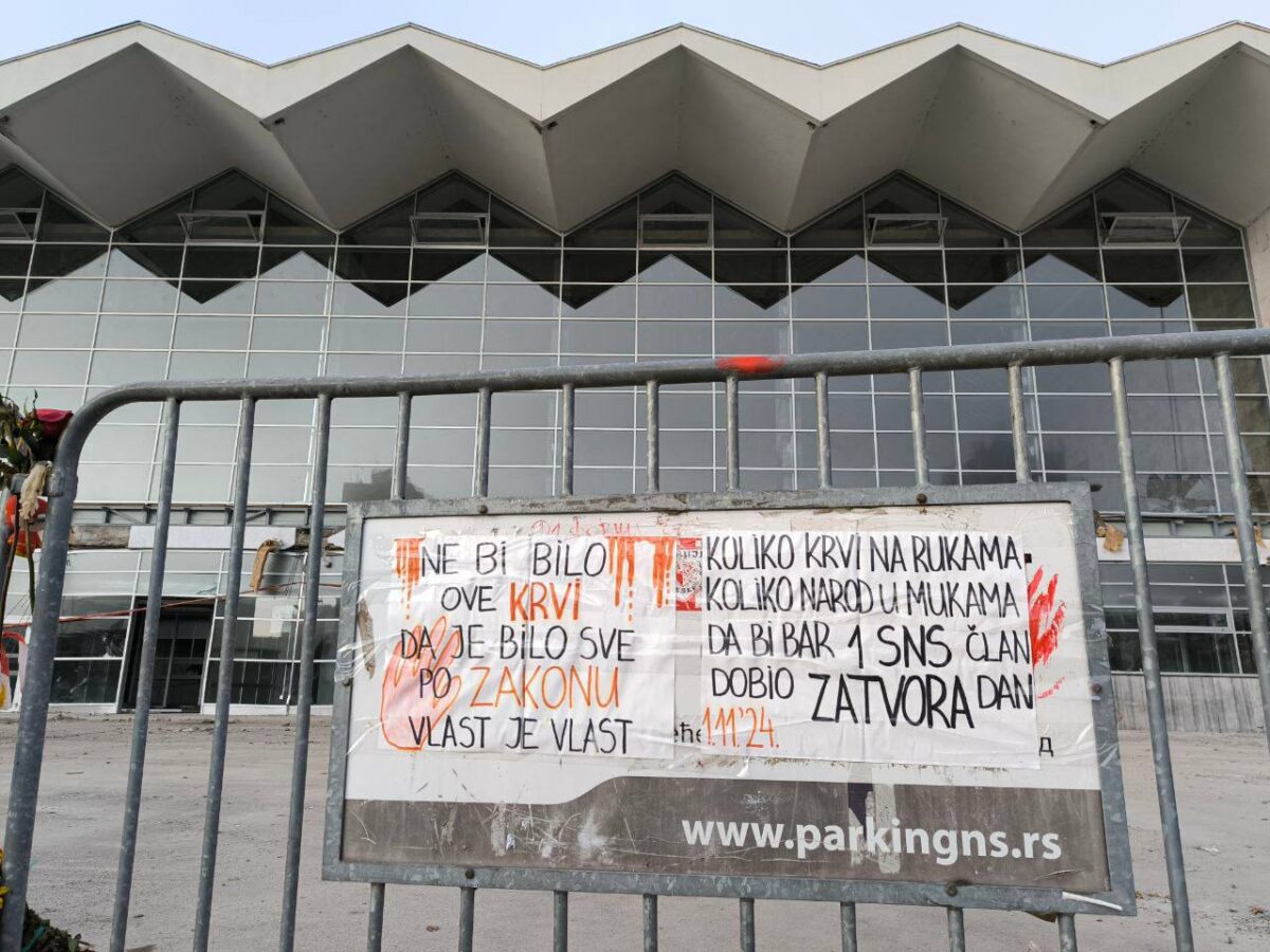 Protest u Novom sadu, 17. novembar; Foto: Mašina