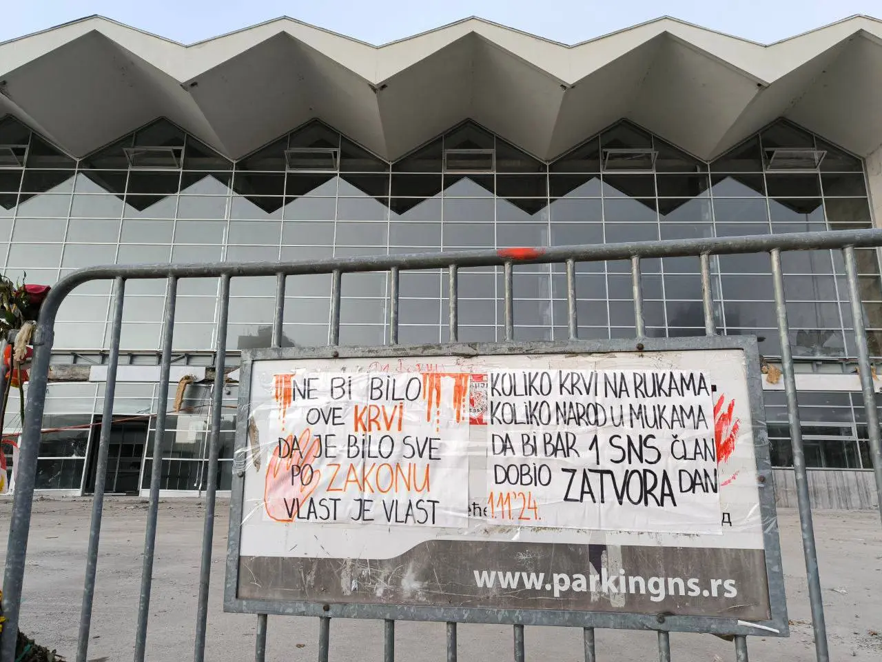 Protest u Novom sadu, 17. novembar; Foto: Mašina