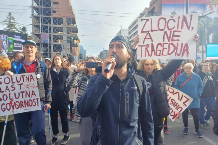 Protest u Beogradu; Foto: Mašina