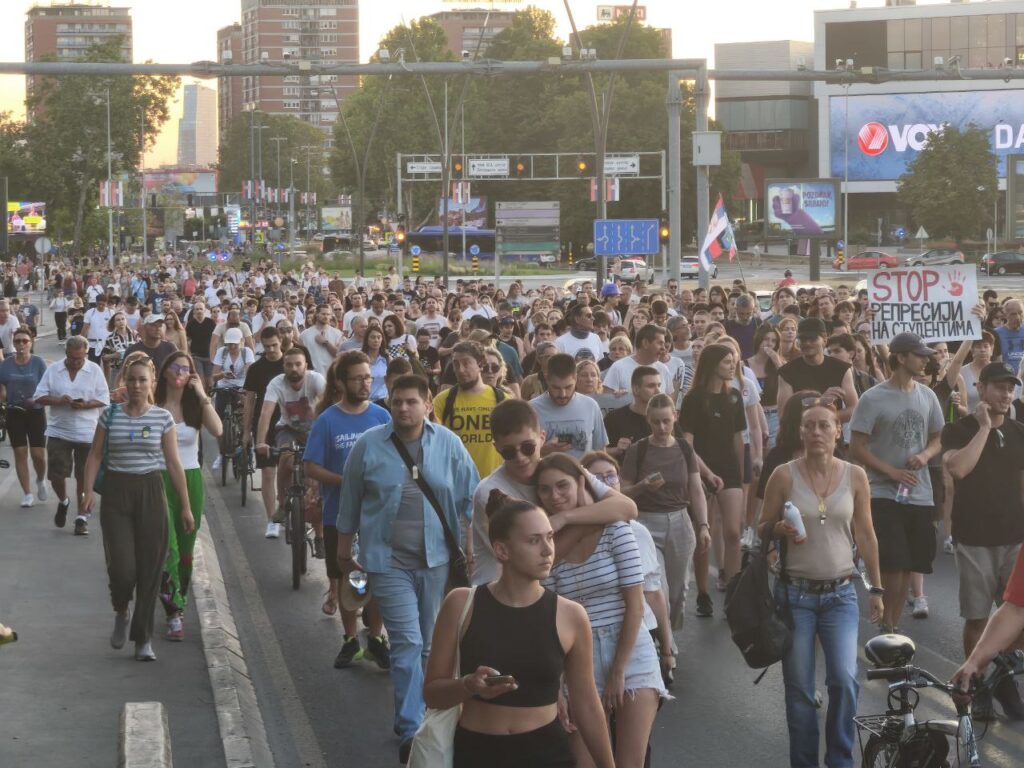 Zašto se datum izbora pojavljuje u istom danu kad i saznanja o špijuniranju studenata i aktivista?