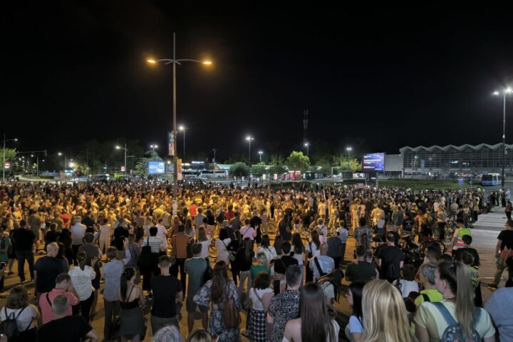 Prvi septembar u Novom Sadu.
