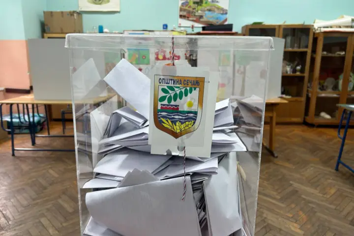 Lokalni izobri u Sečnju