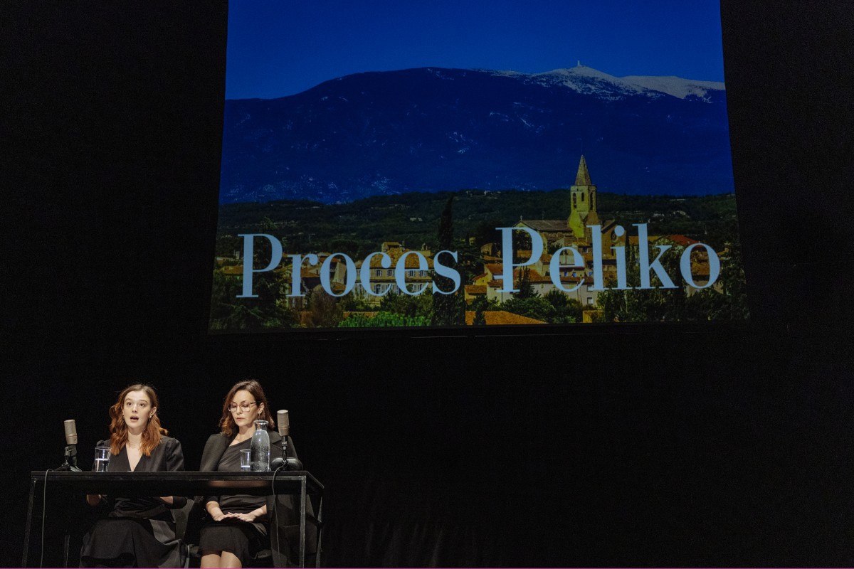 Milena Radulović i Nada Šargin u predstavi "Proces Peliko"; Foto: Jelena Janković.