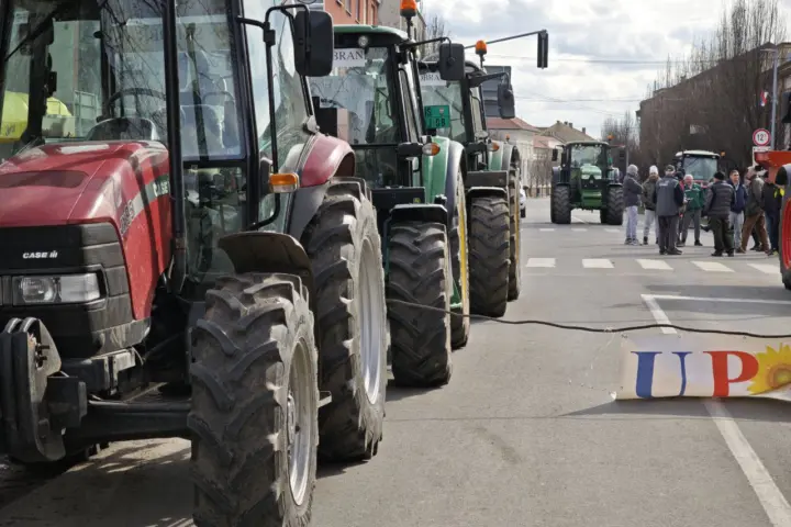 Blokada poljoprivrednika u Srbobranu