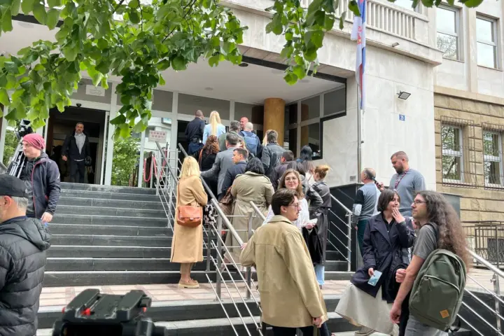 Ispred Specijalnog suda u Beogradu