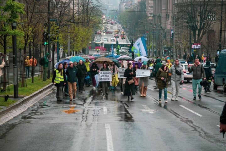 Protest za Zakon roditelj-negovatelj; Foto: Igor Čabarkapa.